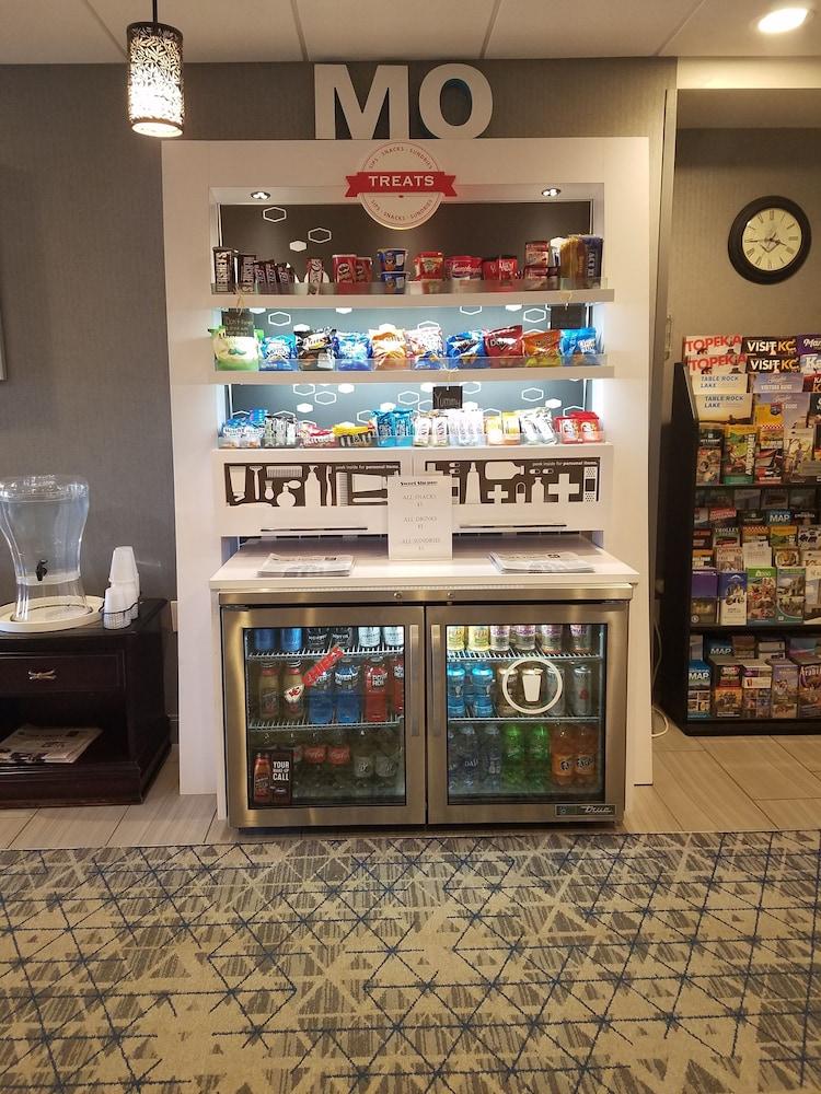 Hampton Inn Kansas City Blue Springs Kültér fotó