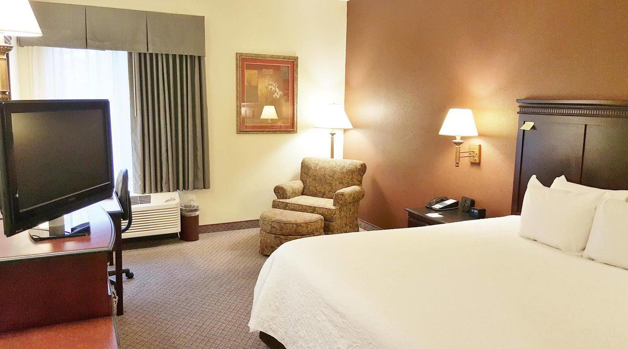 Hampton Inn Kansas City Blue Springs Kültér fotó