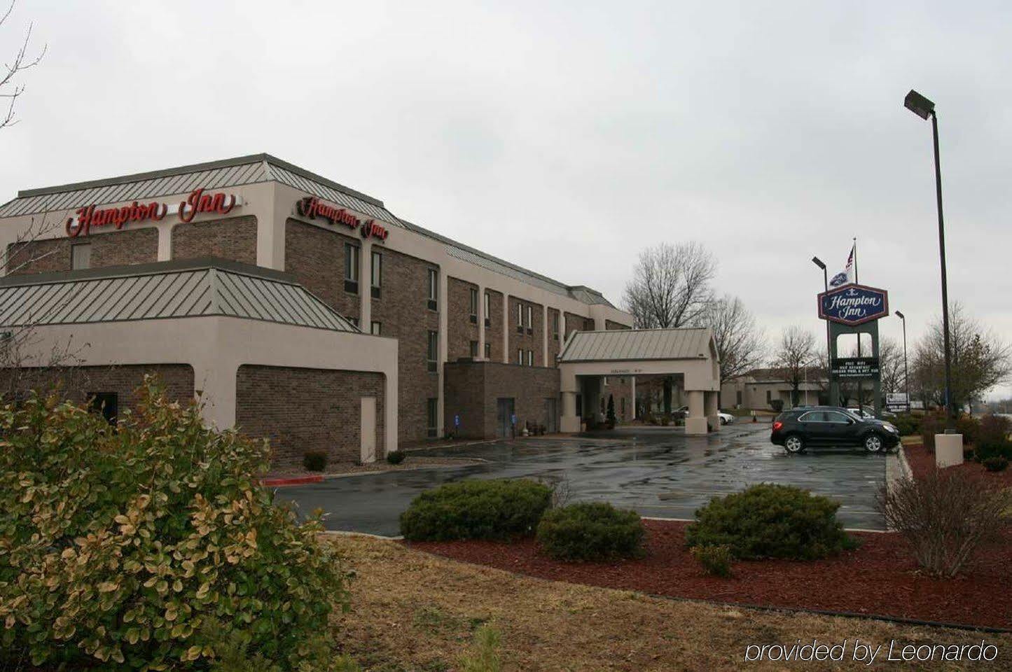 Hampton Inn Kansas City Blue Springs Kültér fotó